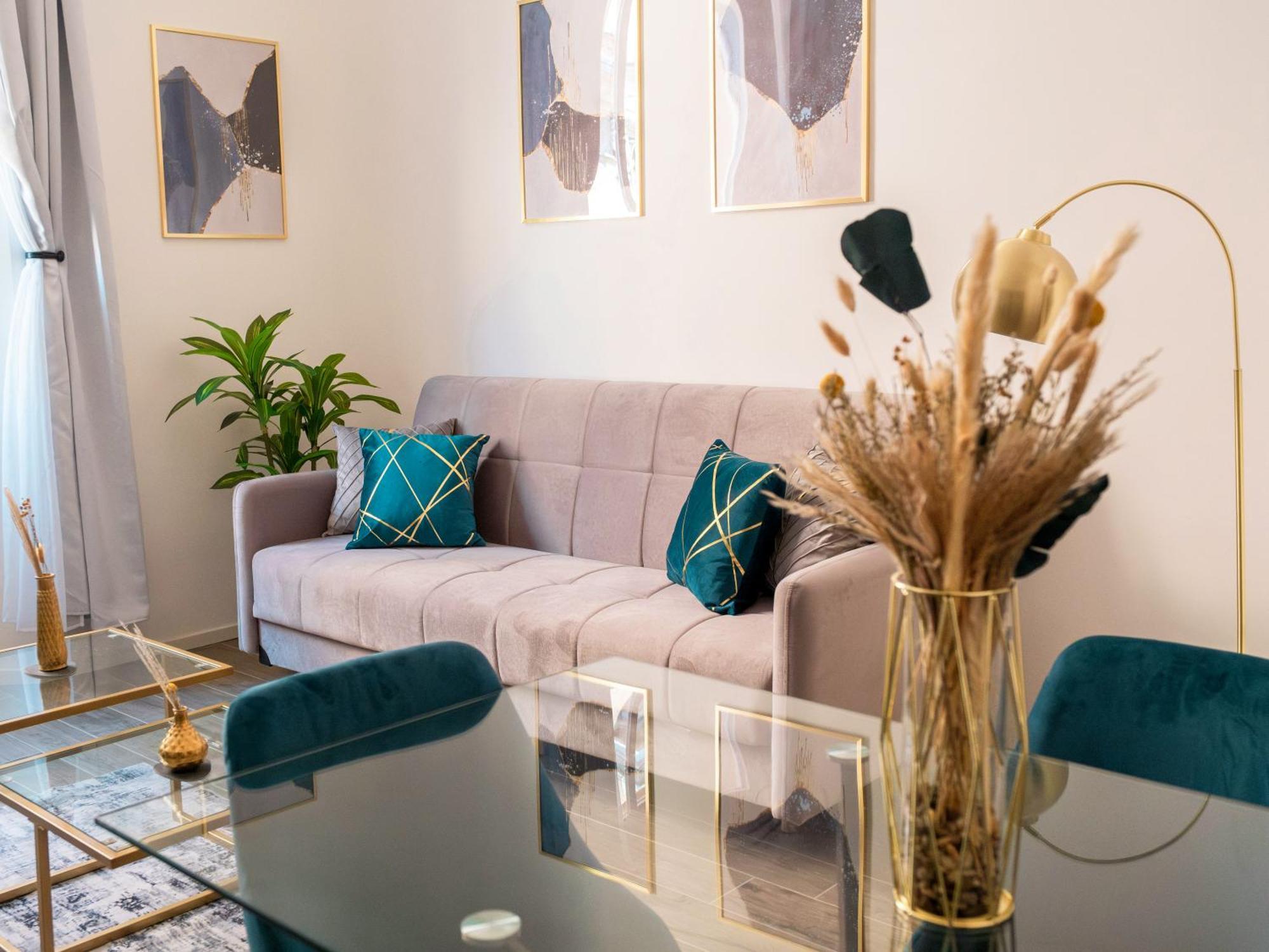 Ginevra Suite Болоня Екстериор снимка
